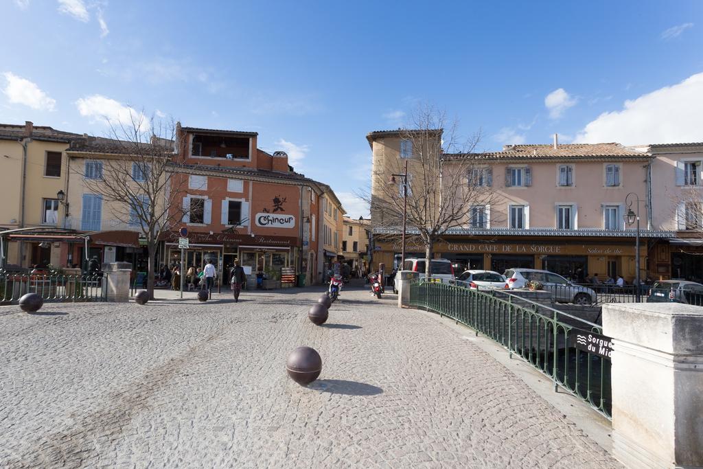 Grand Studio Republique Apartment L'Isle-sur-la-Sorgue Exterior photo